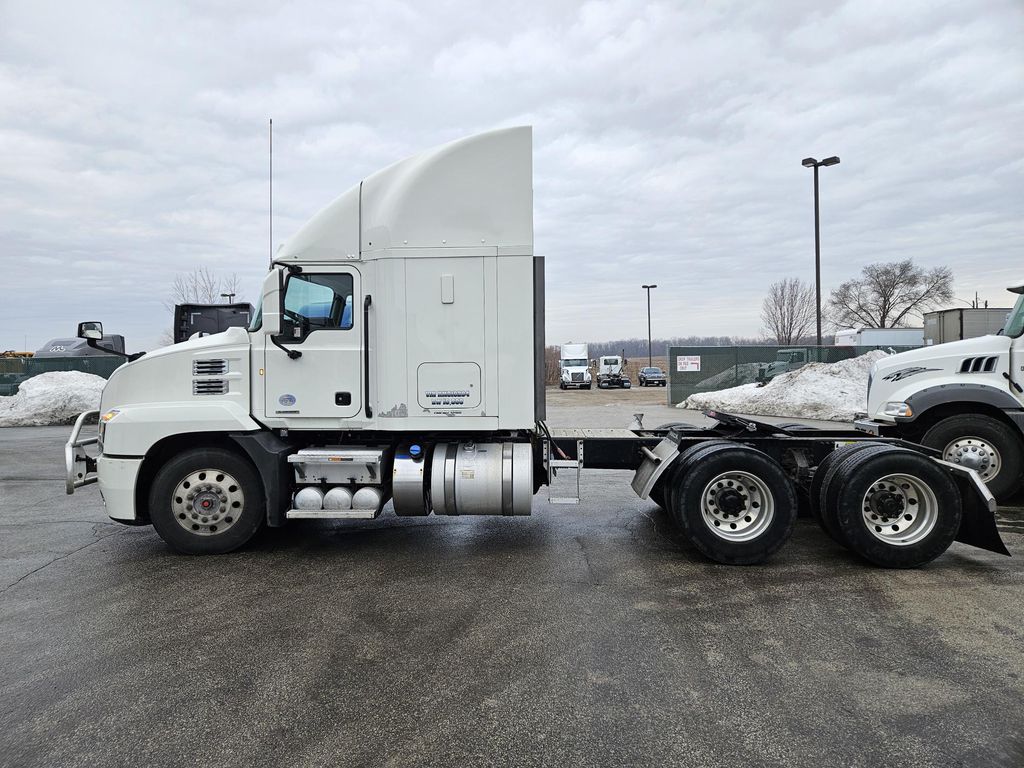 Slide images of 2019 MACK AN64T 