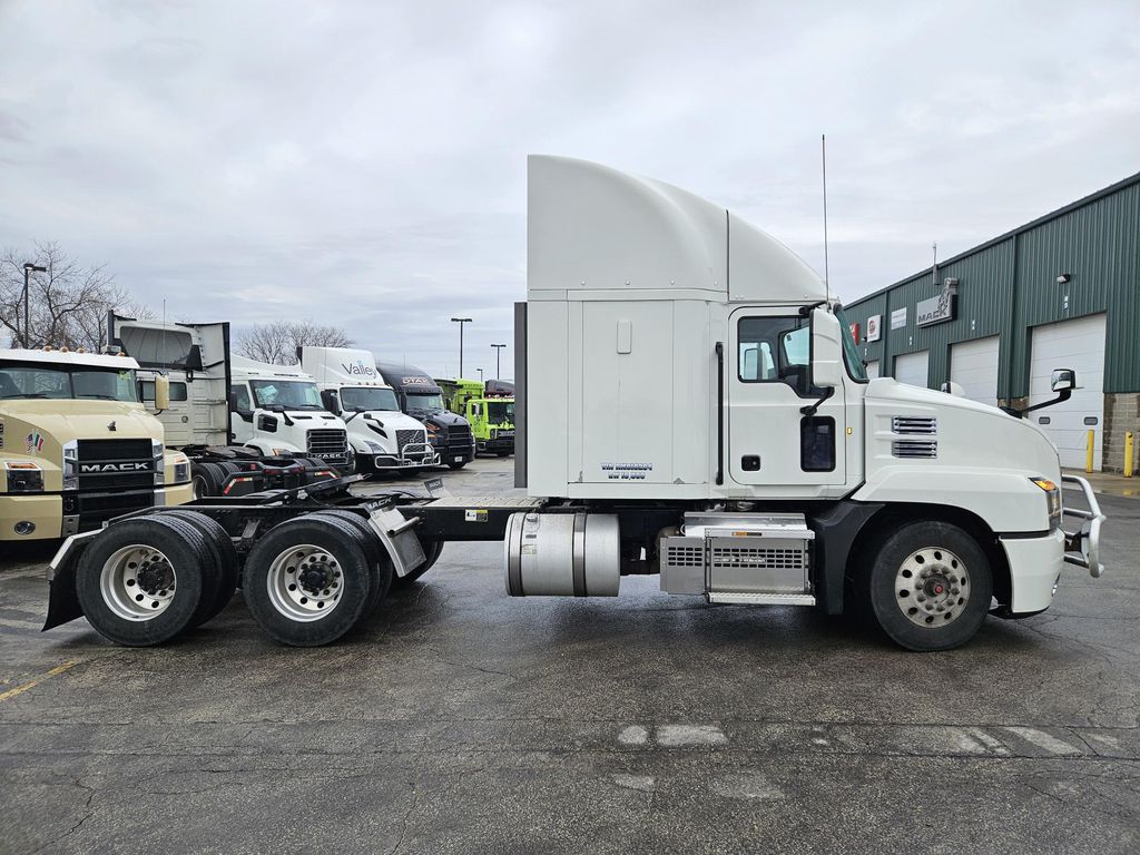Slide images of 2019 MACK AN64T 