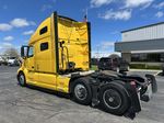 Slide images of 2022 VOLVO VNL64T760