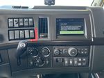 Slide images of 2022 VOLVO VNL64T760