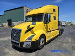 Slide images of 2022 VOLVO VNL64T760