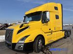 Slide images of 2022 VOLVO VNL64T760