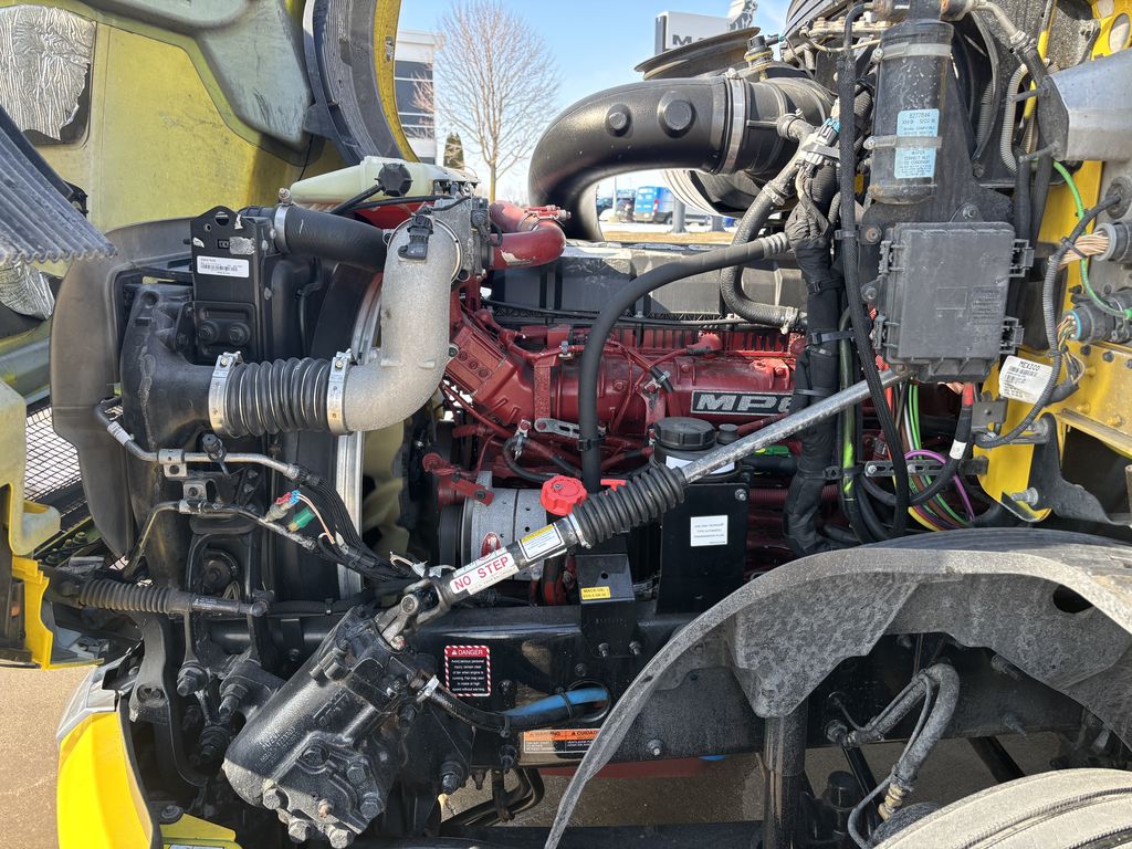 Slide images of 2022 MACK AN64T