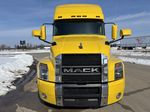 Slide images of 2022 MACK AN64T