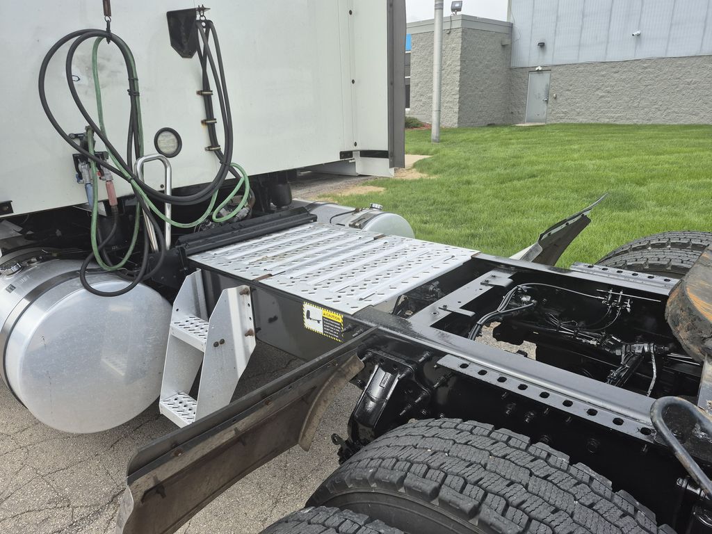 Slide images of 2019 MACK AN64T