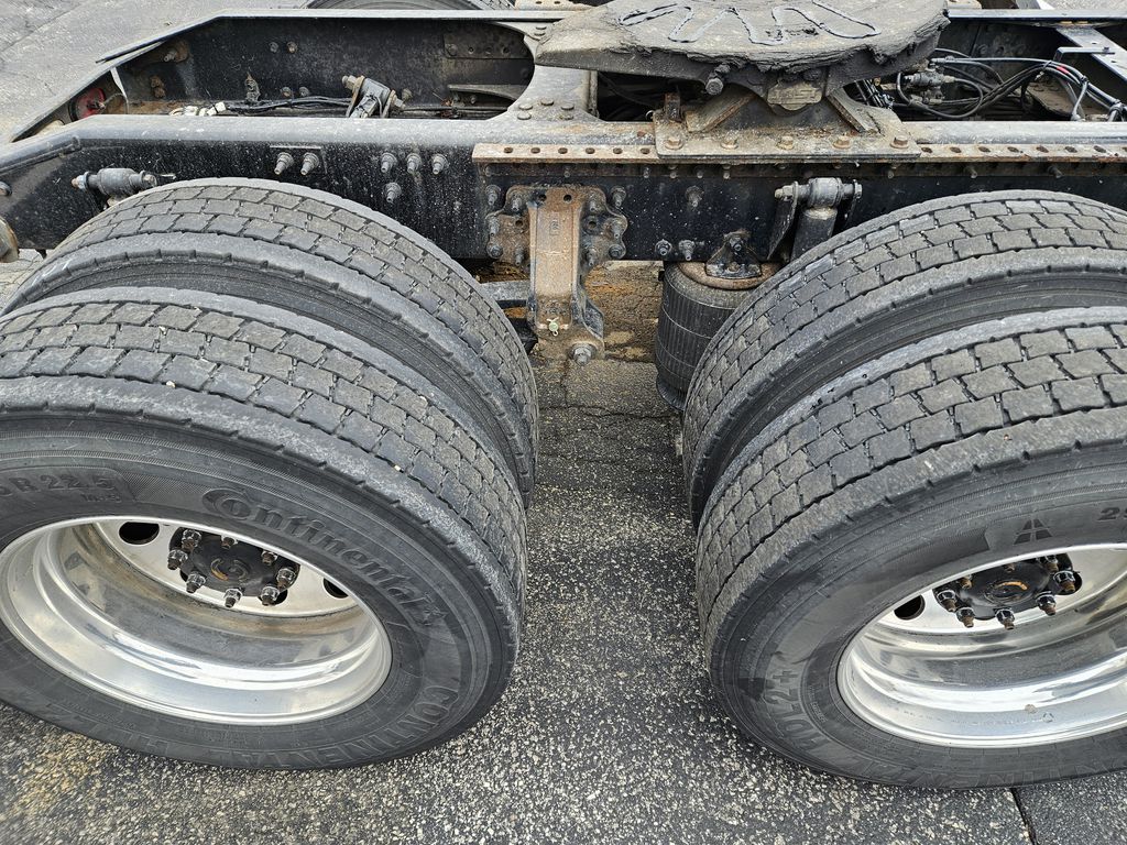 Slide images of 2019 MACK AN64T 