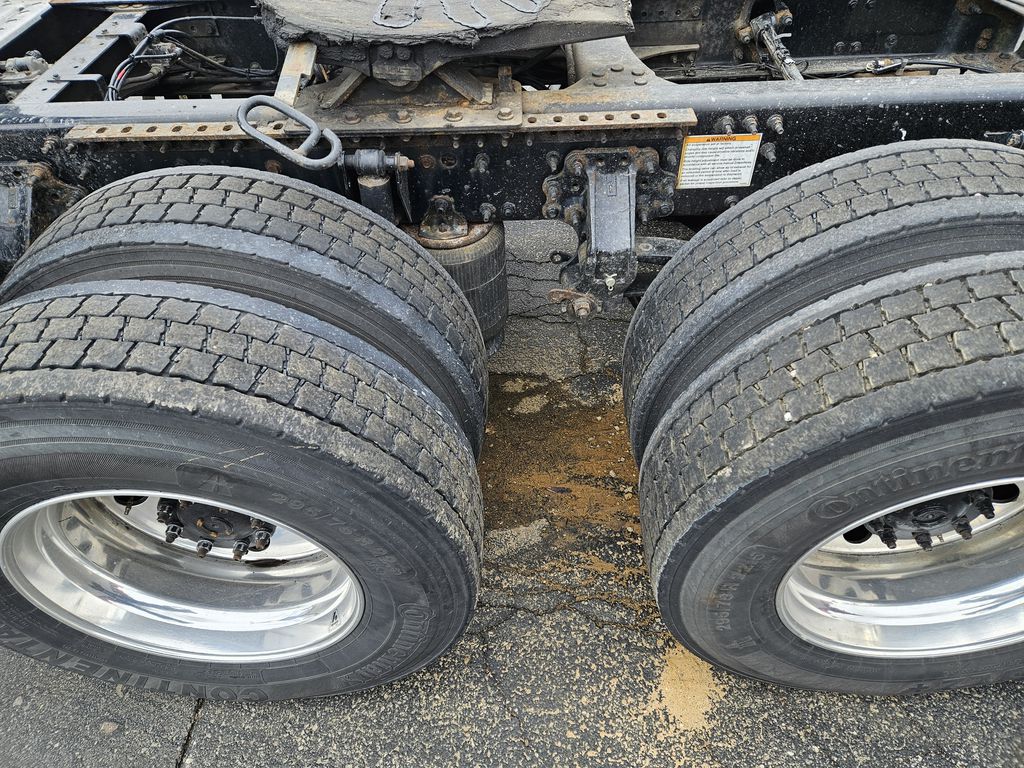 Slide images of 2019 MACK AN64T 