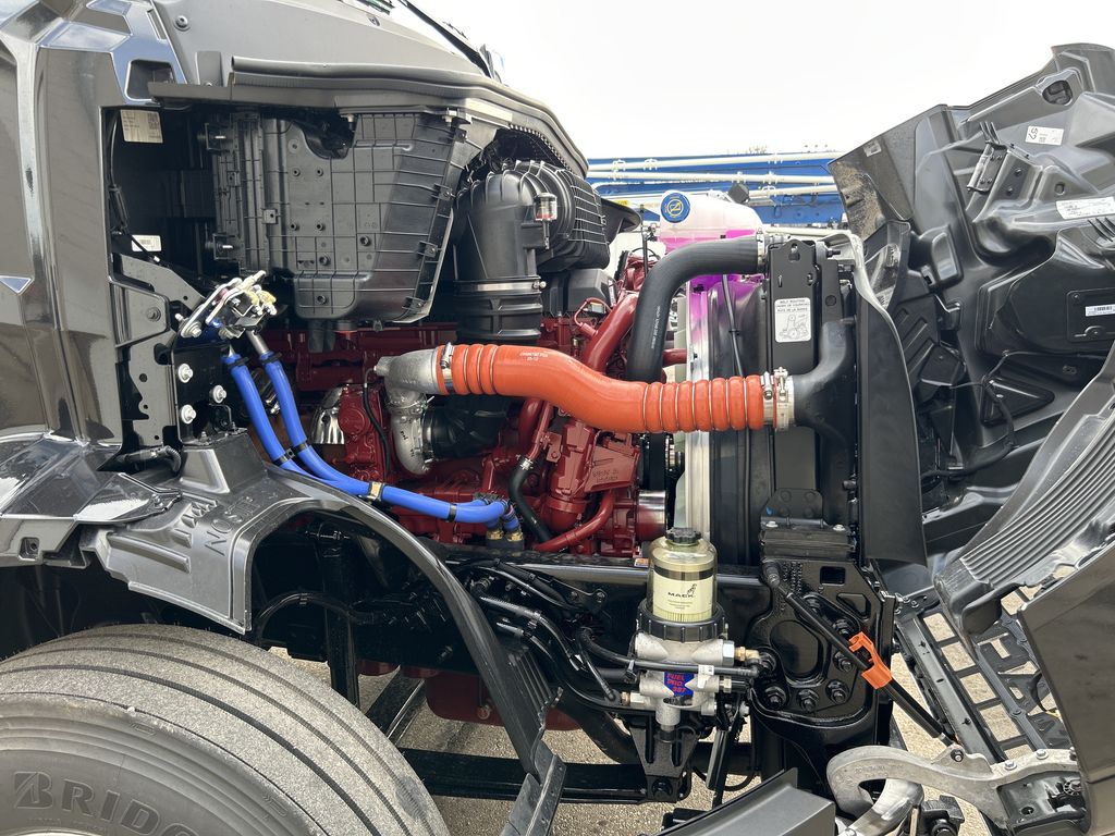 Slide images of 2027 MACK ANTHEM GEN2 64T