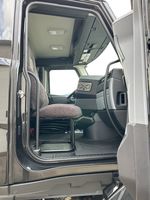 Slide images of 2027 MACK ANTHEM GEN2 64T