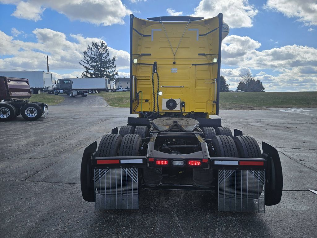 Slide images of 2023 VOLVO VNL64T760