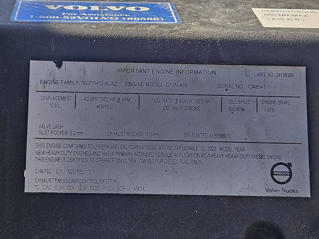 Slide images of 2023 VOLVO VNL64T760