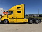 Slide images of 2023 VOLVO VNL64T760