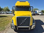 Slide images of 2023 VOLVO VNL64T760