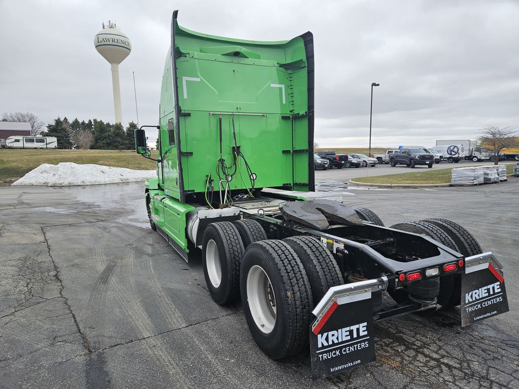 Slide images of 2020 MACK AN64T 