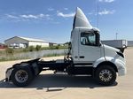Slide images of 2021 VOLVO VNR42T-300