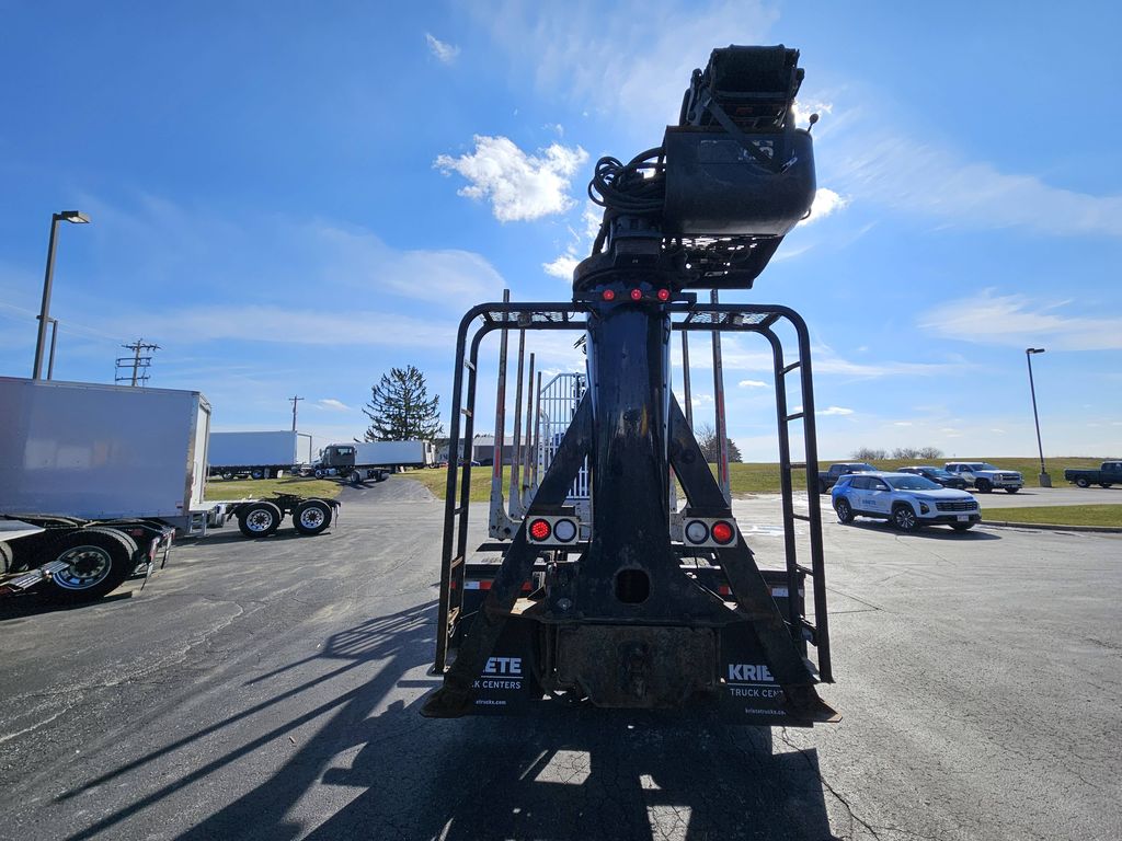 Slide images of 2021 MACK GRANITE