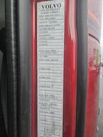 Slide images of 2022 VOLVO VNL64T860