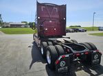 Slide images of 2022 VOLVO VNL64T860