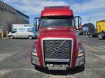 Slide images of 2022 VOLVO VNL64T860