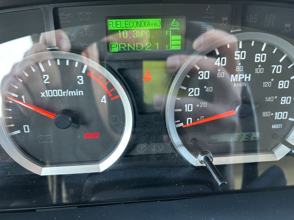 Slide images of 2024 HINO S5-24