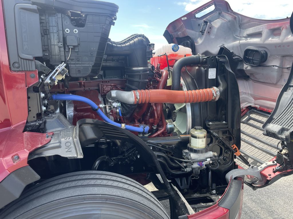 Slide images of 2026 MACK PIONEER 64T 76H