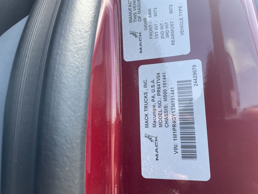 Slide images of 2026 MACK PIONEER 64T 76H