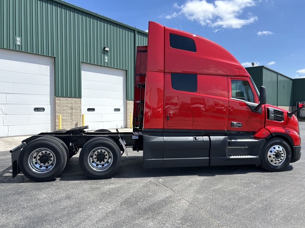 Slide images of 2026 MACK PIONEER 64T 76H