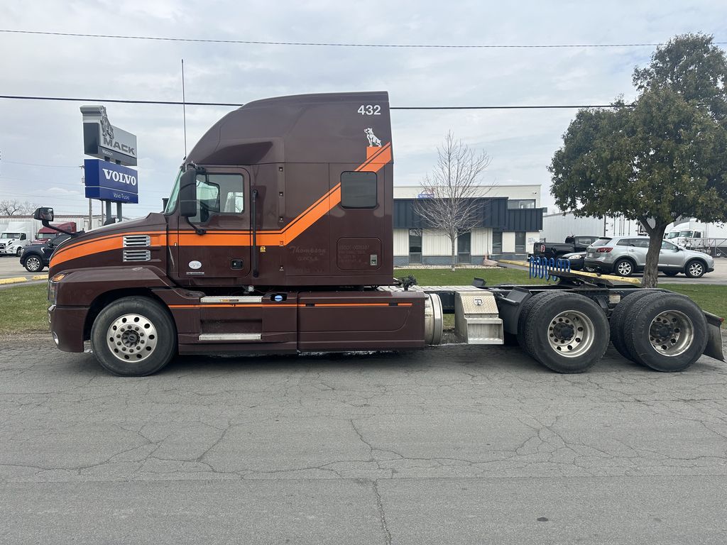 Slide images of 2019 MACK ANTHEM