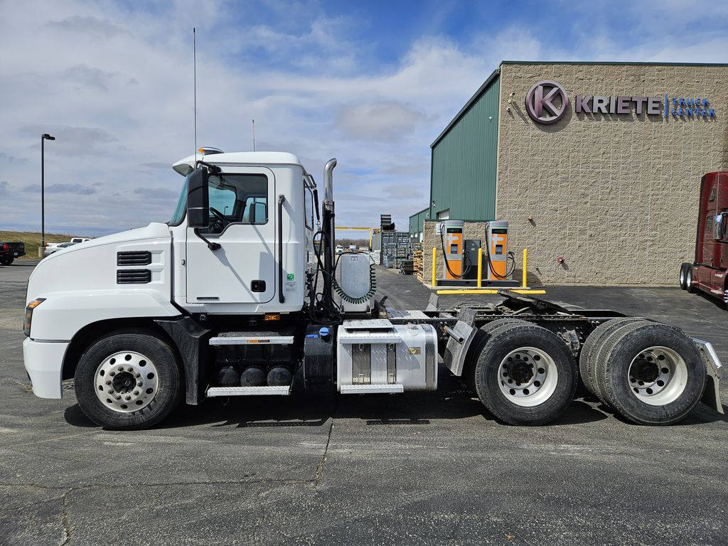 Slide images of 2022 MACK AN64T 