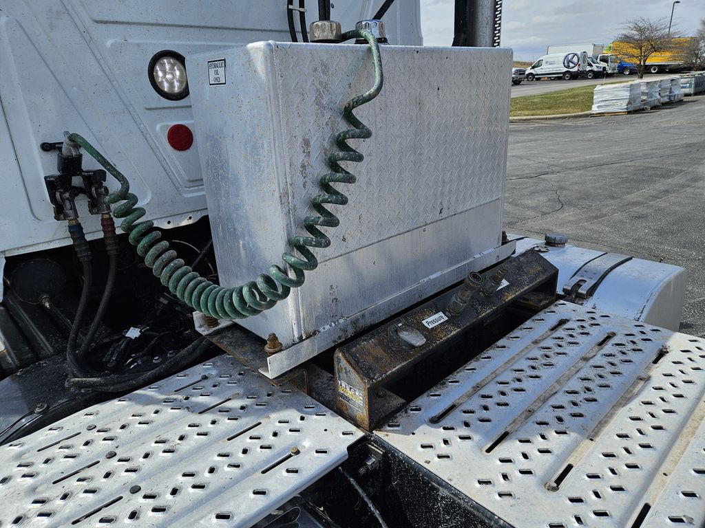 Slide images of 2022 MACK AN64T 