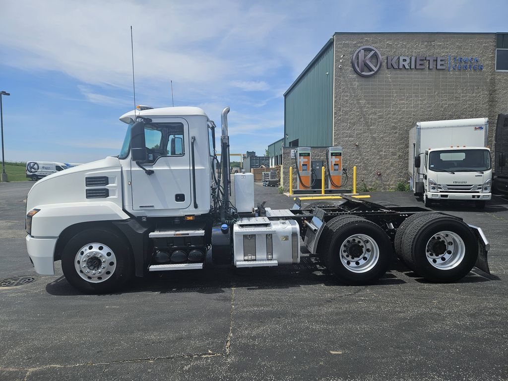 Slide images of 2022 MACK AN64T