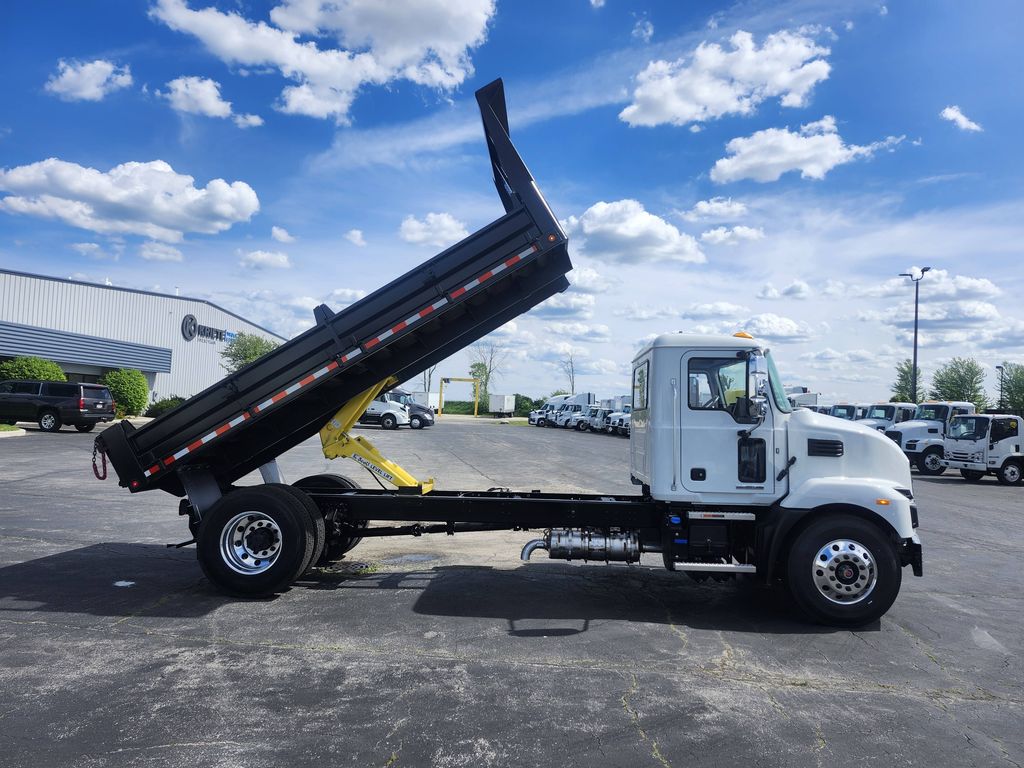 Slide images of 2026 MACK MD642