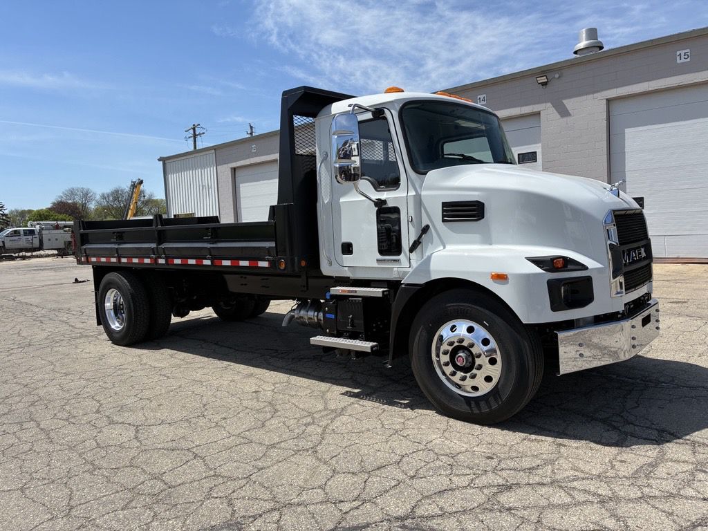 Slide images of 2026 MACK MD642 
