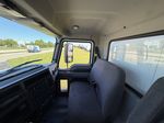 Slide images of 2022 MACK MD642