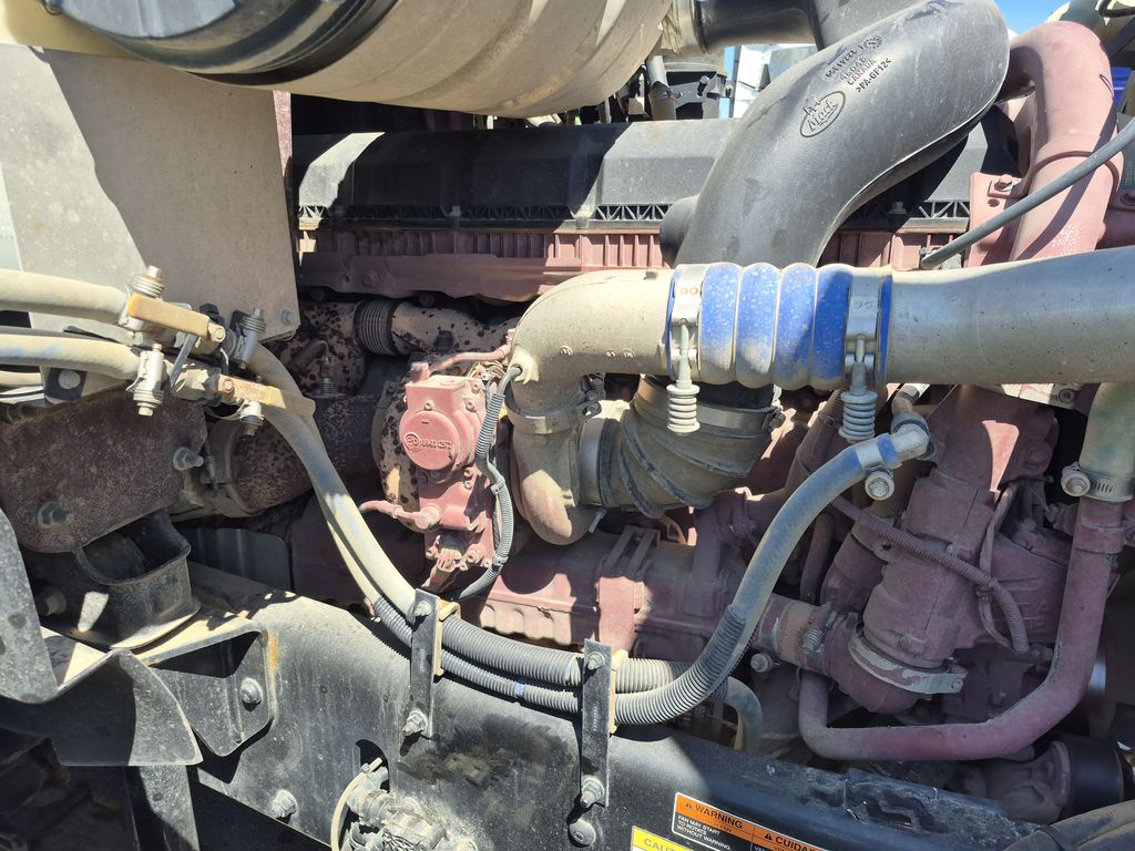 Slide images of 2023 MACK GR104B