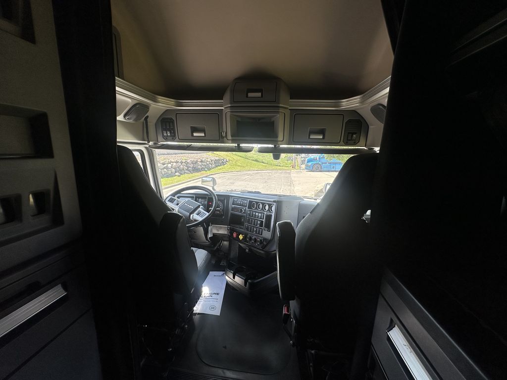 Slide images of 2020 MACK AN64T