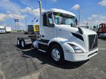 Slide images of 2023 VOLVO VNR64T300