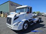 Slide images of 2023 VOLVO VNR64T300 