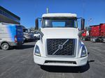 Slide images of 2023 VOLVO VNR64T300 