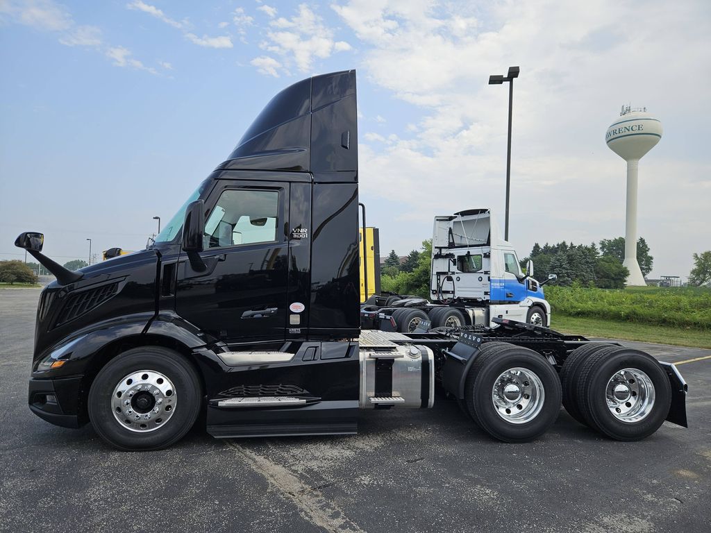 Slide images of 2027 VOLVO VNR64T300