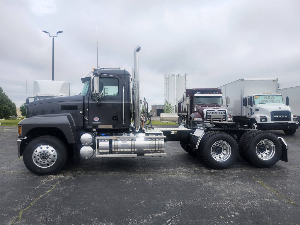 Slide images of 2027 MACK Pinnacle 64T DC