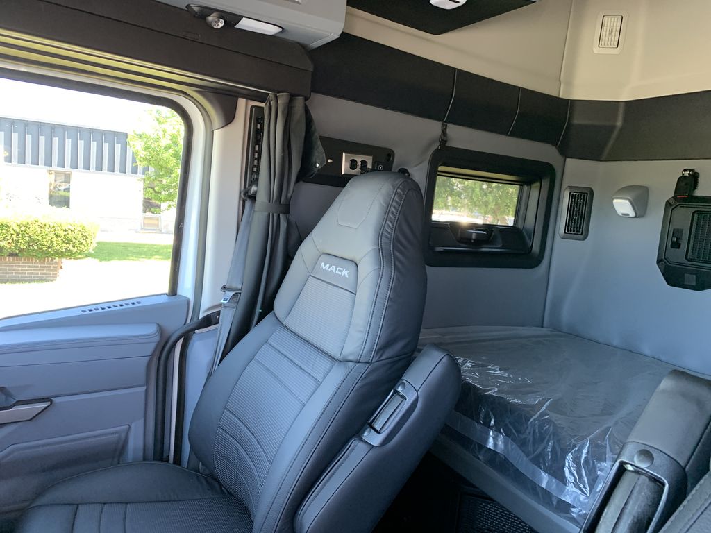 Slide images of 2026 MACK PIONEER 64T 64M