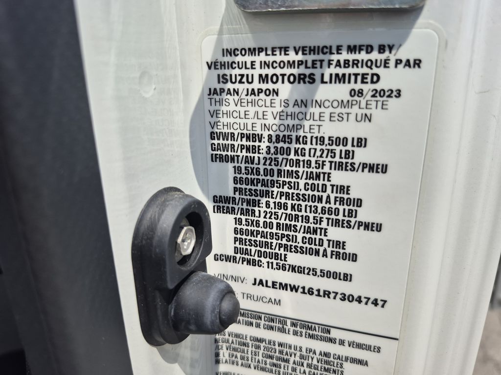 Slide images of 2024 HINO S5