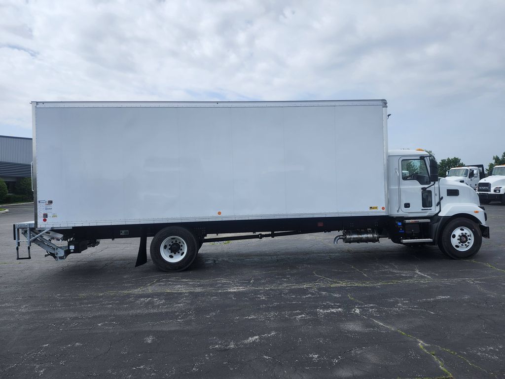 Slide images of 2026 MACK MD642