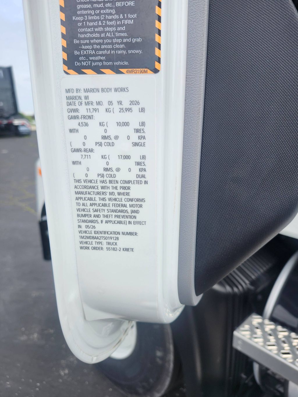 Slide images of 2026 MACK MD642