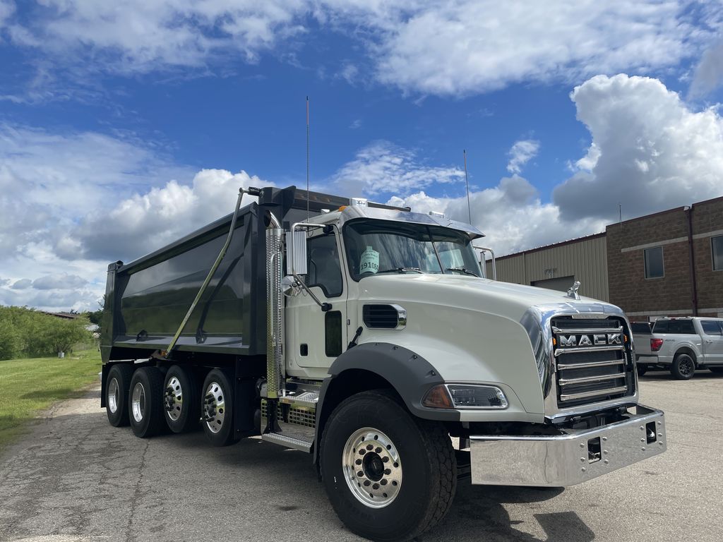 Slide images of 2026 MACK GR64B