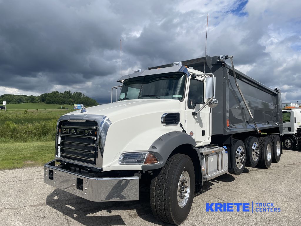 Image of 2026 MACK GR64B