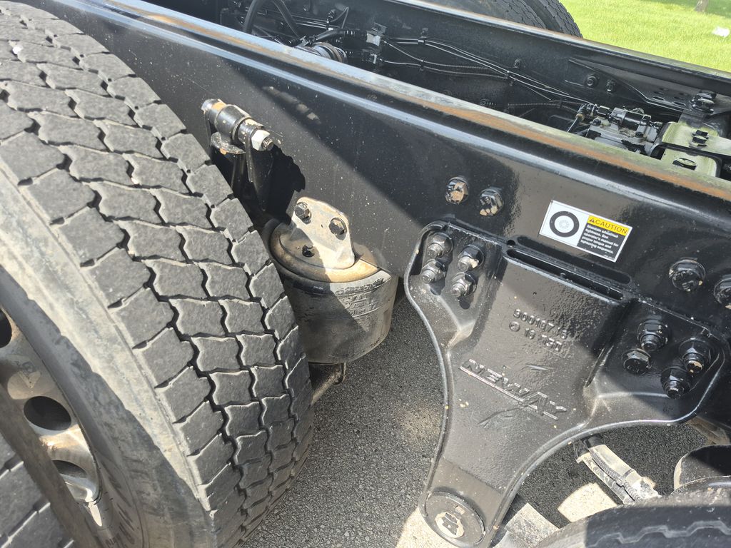 Slide images of 2020 KENWORTH CONSTRUCTION