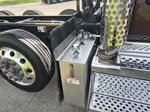 Slide images of 2020 KENWORTH CONSTRUCTION