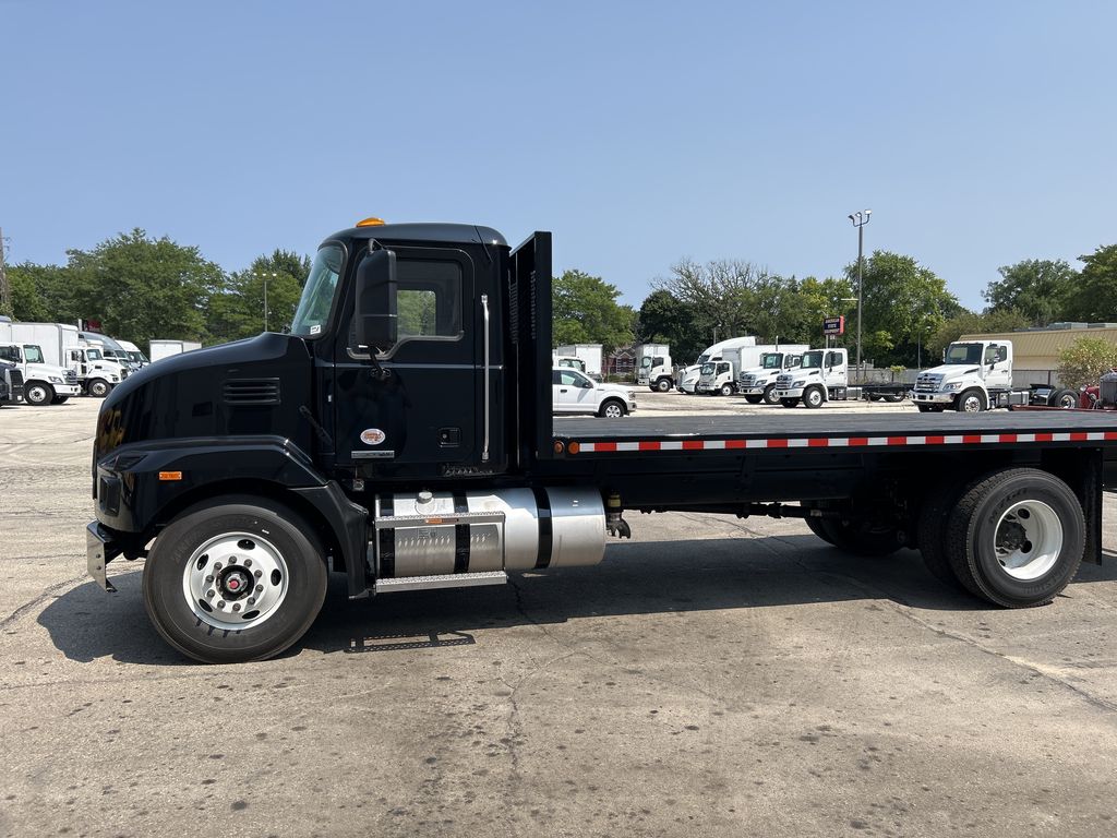 Slide images of 2026 MACK MD642